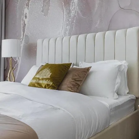 Hanza Tower White 24 Pool & Jacuzzi & Sauna * Szczecin
